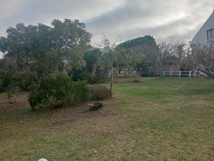 3 Bedroom Property for Sale in Wavecrest Eastern Cape